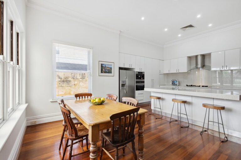 3 Keane Street gallery