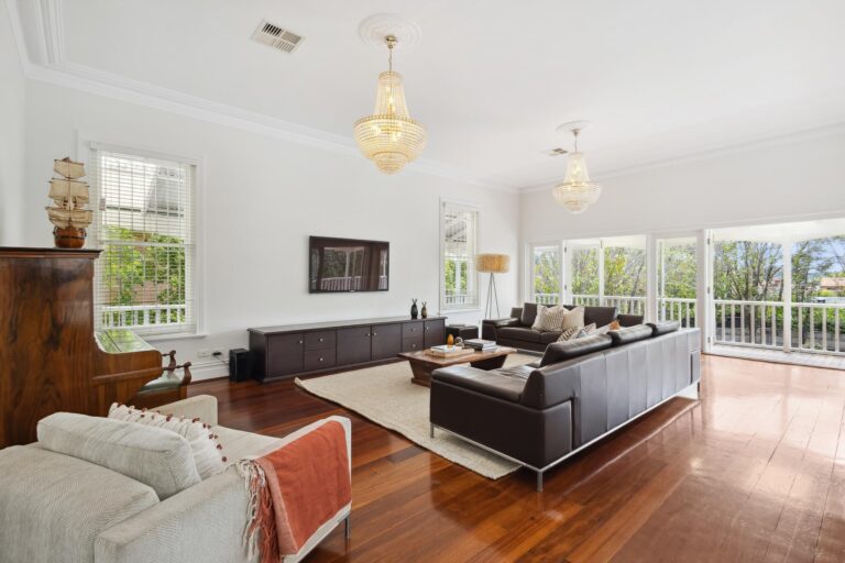 3 Keane Street gallery