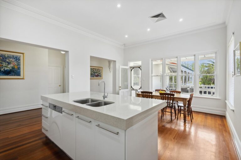 3 Keane Street gallery