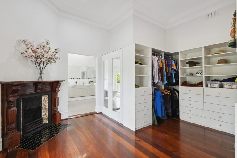 3 Keane Street gallery