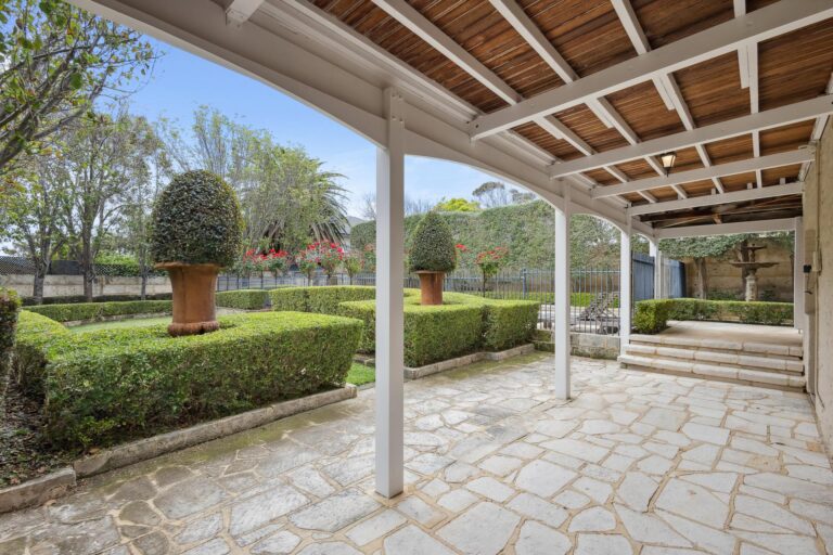 3 Keane Street gallery