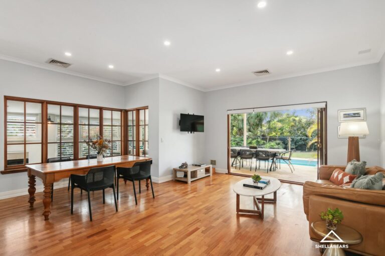 46 Strickland Street gallery