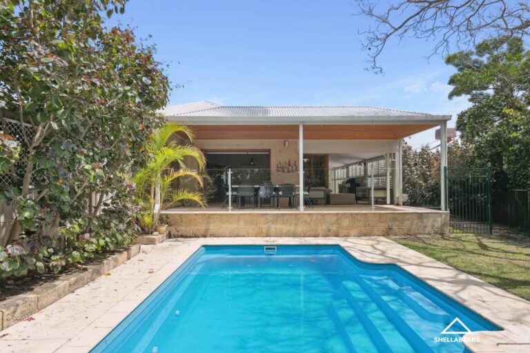 46 Strickland Street gallery