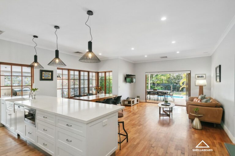 46 Strickland Street gallery