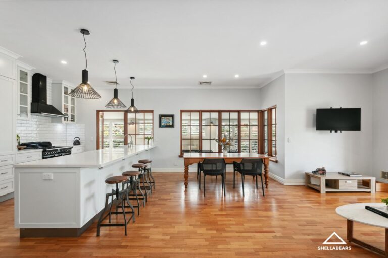 46 Strickland Street gallery