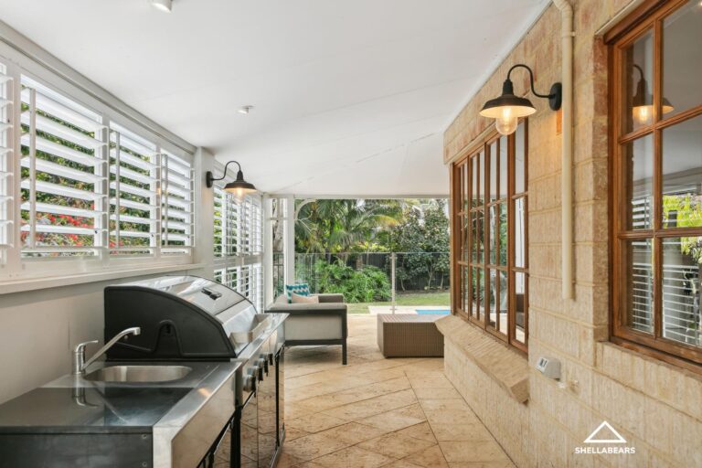 46 Strickland Street gallery