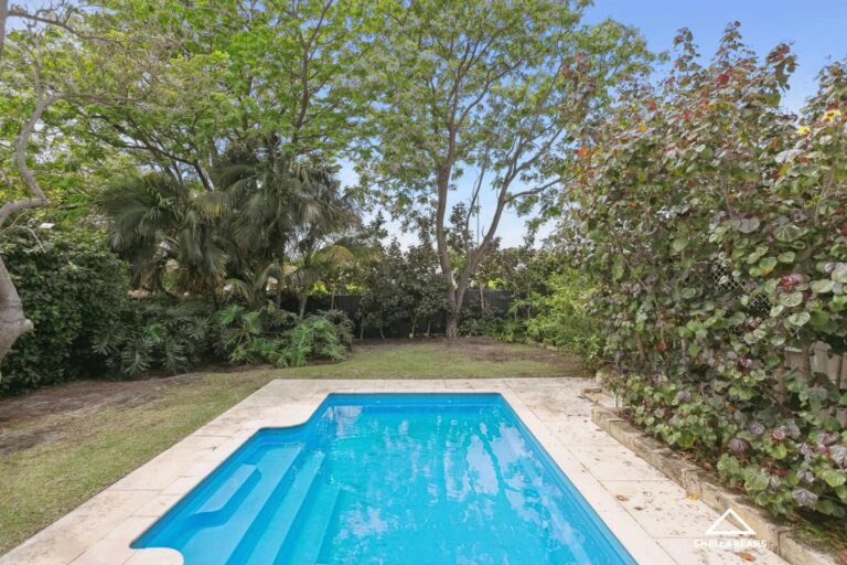 46 Strickland Street gallery