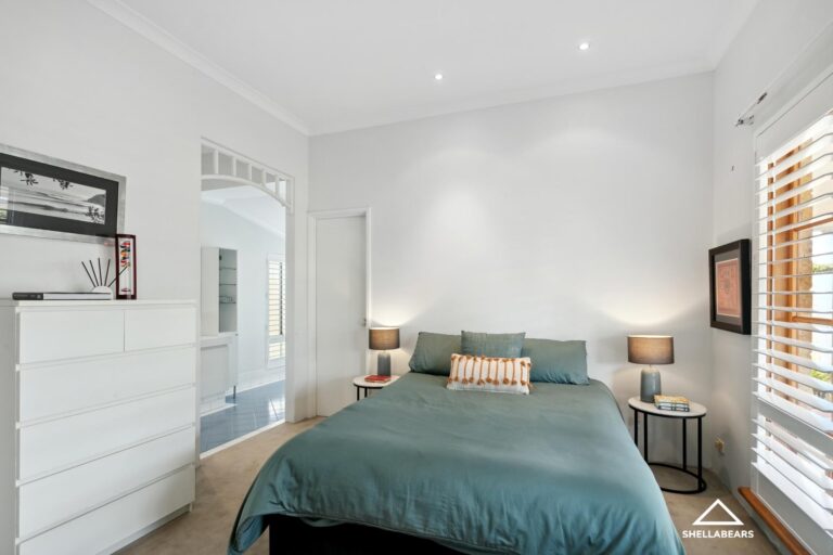 46 Strickland Street gallery