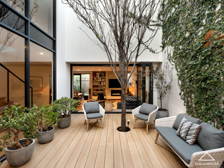 17B Dean Street gallery