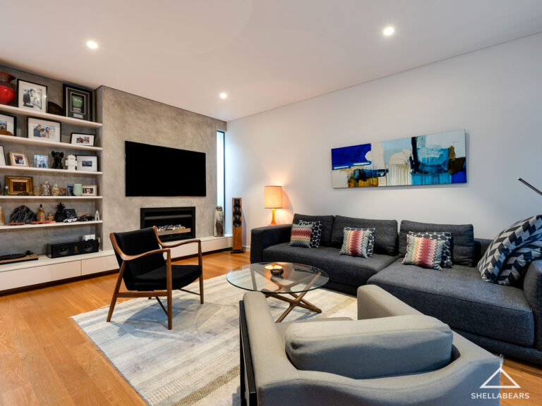 17B Dean Street gallery