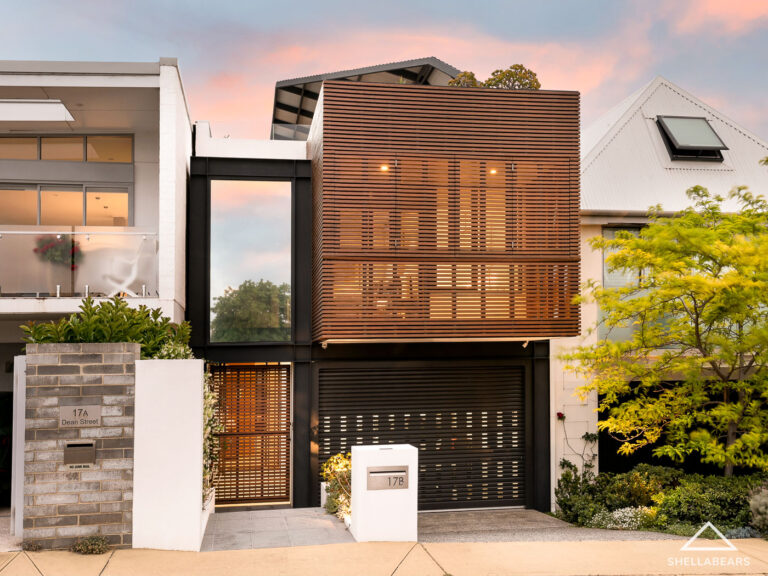 17B Dean Street gallery