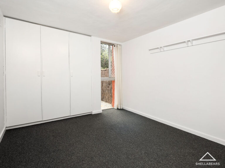 1/36 Wellington Street gallery