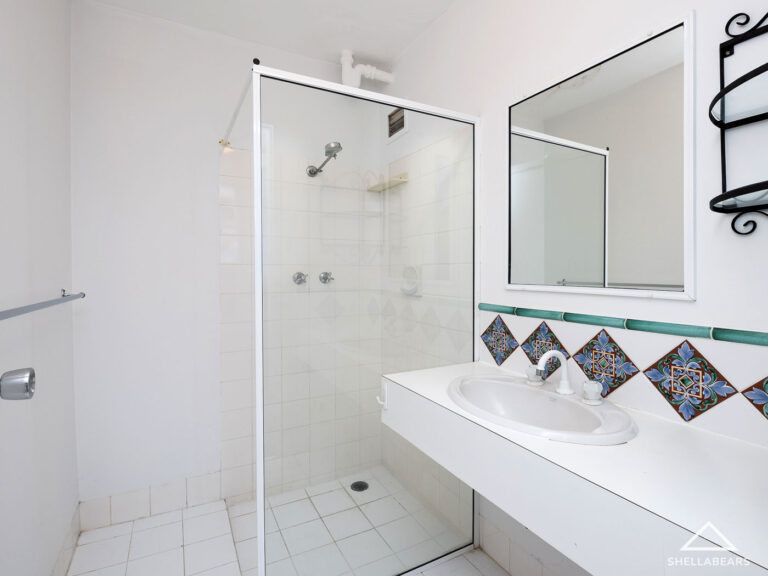 1/36 Wellington Street gallery