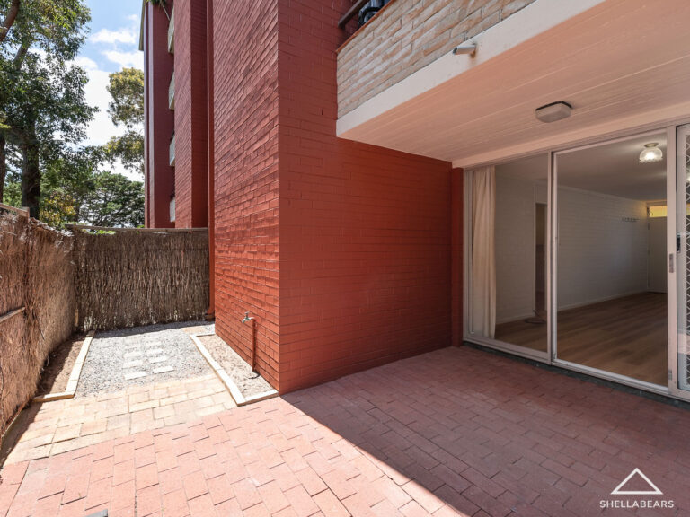 1/36 Wellington Street gallery