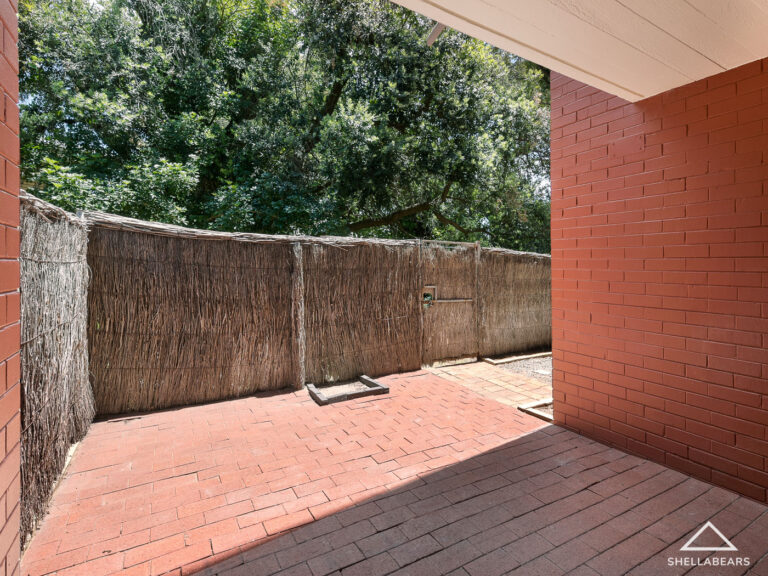 1/36 Wellington Street gallery