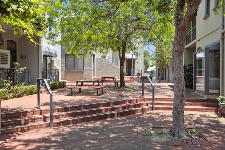 2/145 Stirling Highway gallery