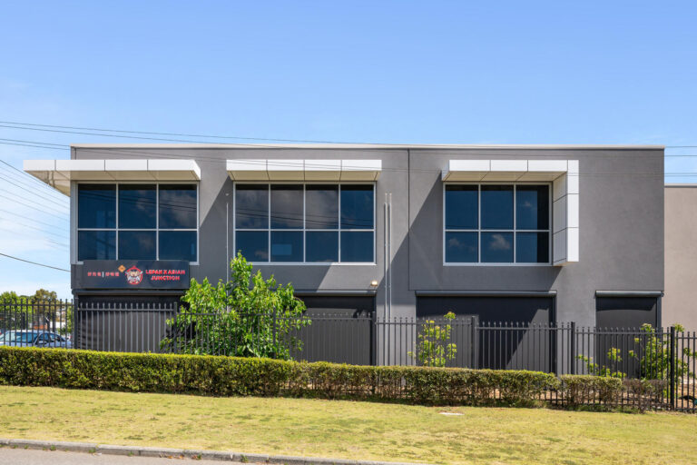 1/15 Bowen Street gallery