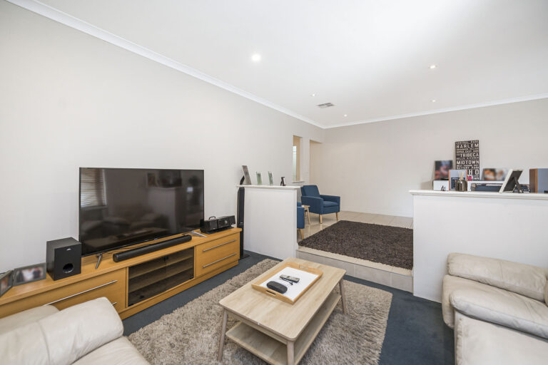 73 Elyard Crescent gallery