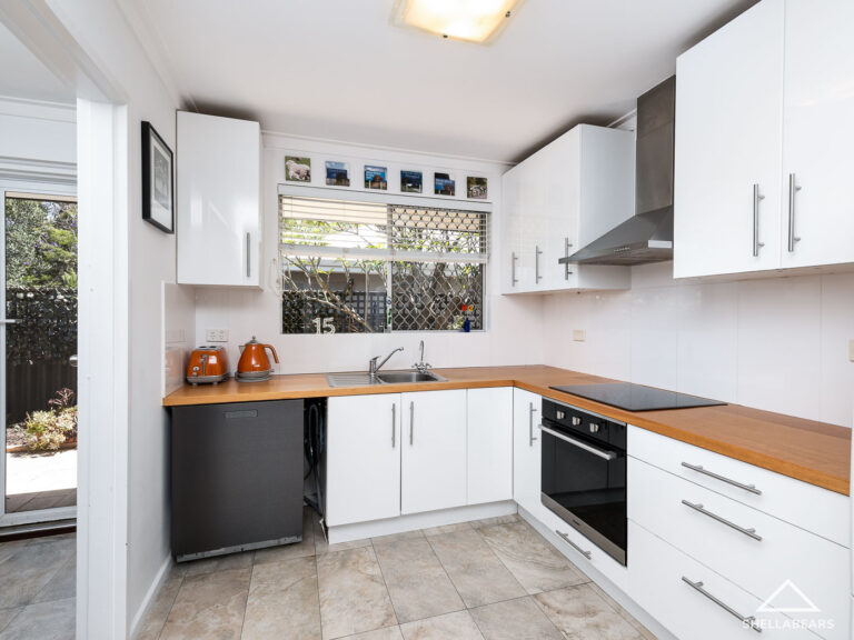 15 Adderley Street gallery