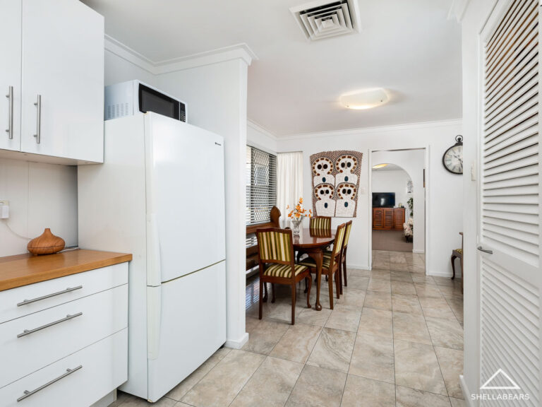 15 Adderley Street gallery