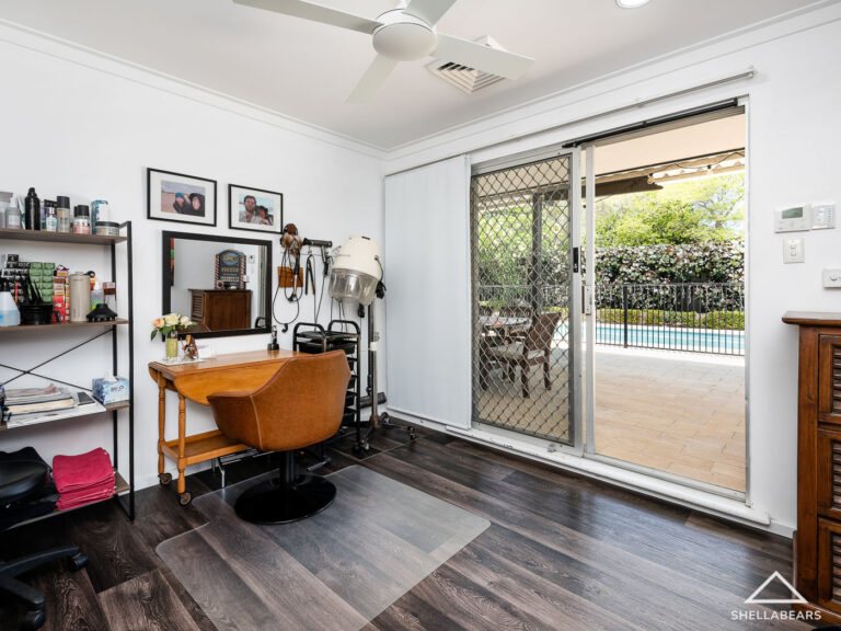 15 Adderley Street gallery