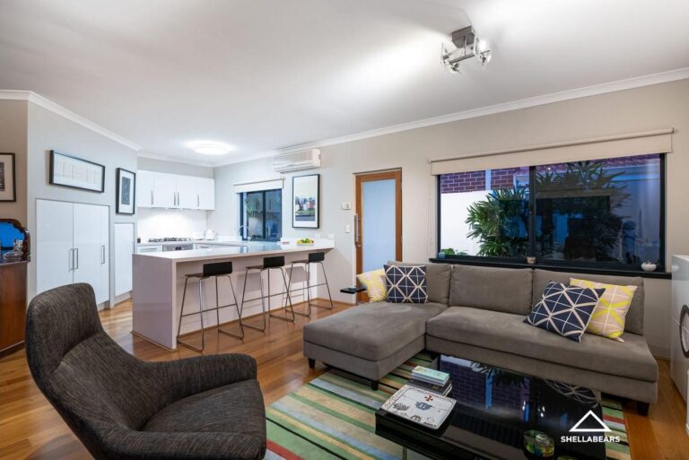 25 Bourke Street gallery