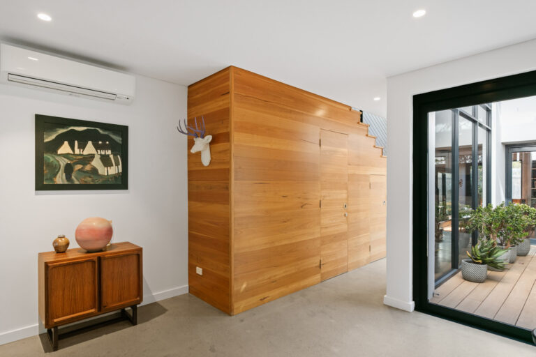 17B Dean Street gallery