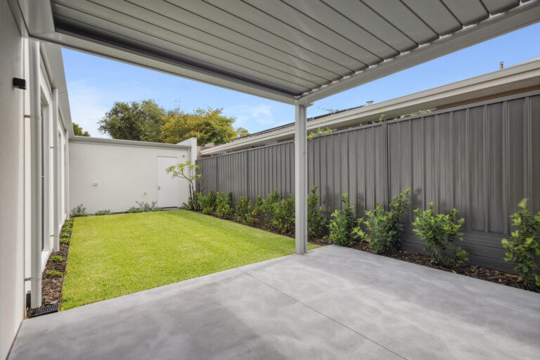 96B Shenton Road gallery