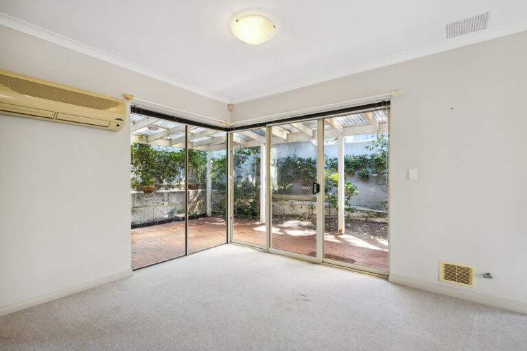 17 Godetia Gardens gallery