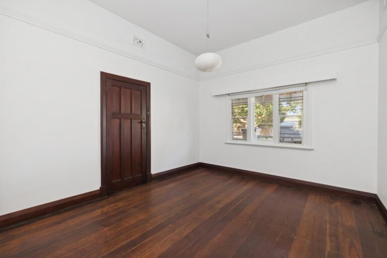 49 Robinson Street gallery