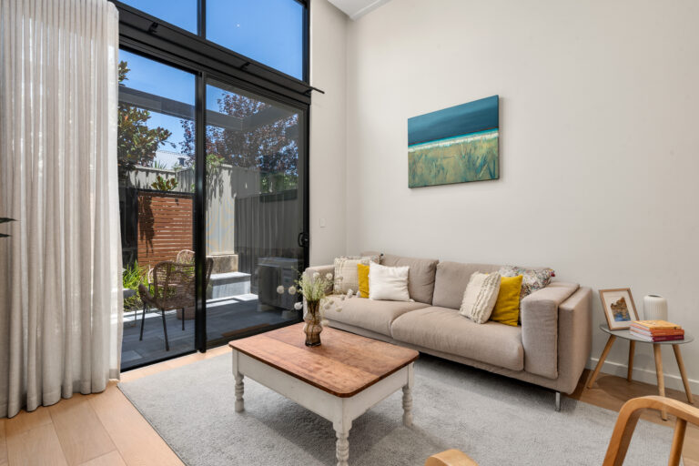 1B St Leonards Street gallery