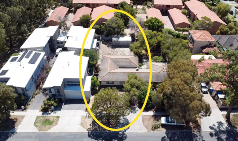 17 Wellington Parade gallery