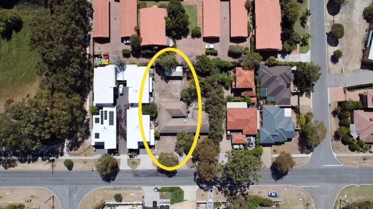 17 Wellington Parade gallery