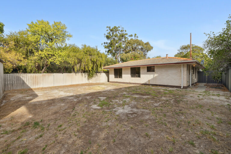 17 Wellington Parade gallery