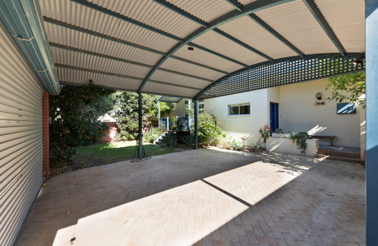 207 Curtin Avenue gallery