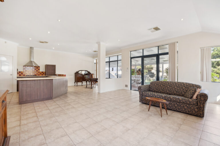 66 Victoria Street gallery