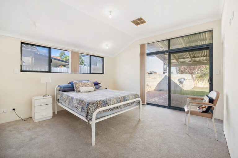 66 Victoria Street gallery