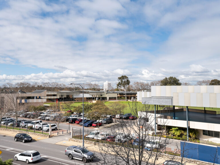 32/375 Stirling Highway gallery