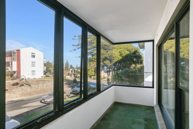 13/22 Avonmore Terrace gallery