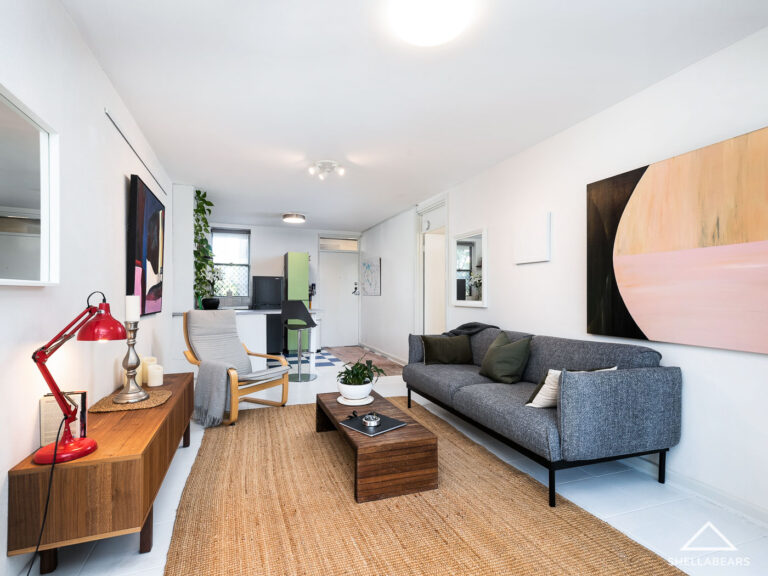 14/27 St Leonards Street gallery