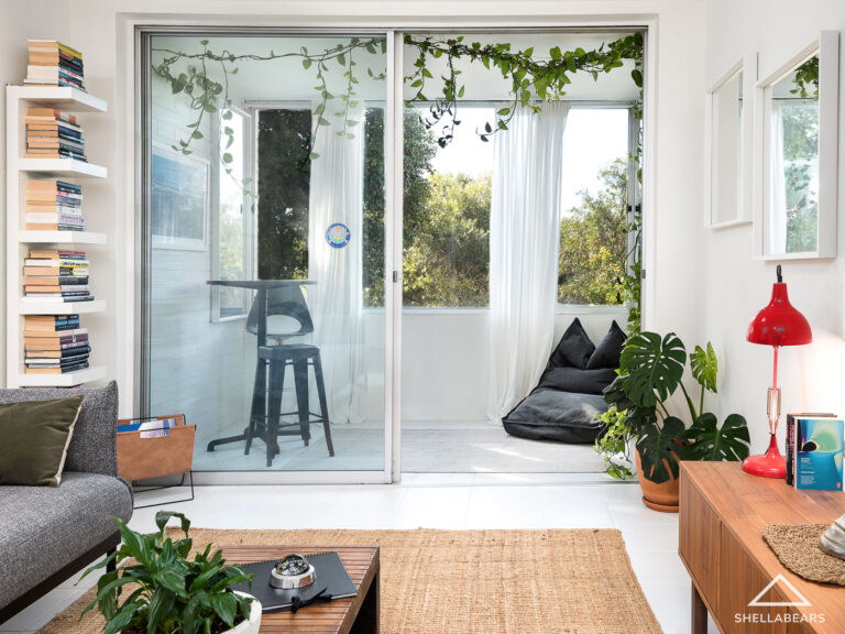 14/27 St Leonards Street gallery