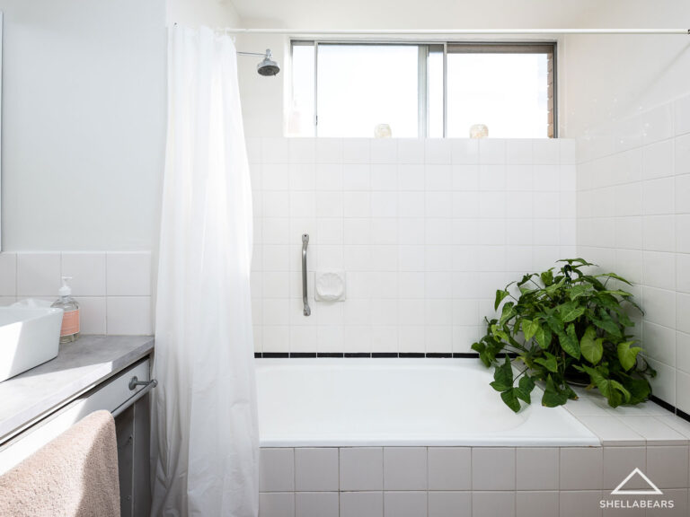 14/27 St Leonards Street gallery