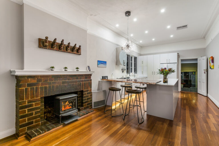 284 Marmion Street gallery