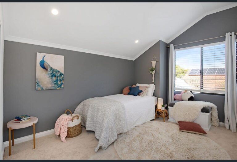 52A Nicholas Crescent gallery