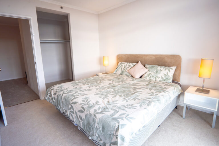 73/996 Hay Street gallery