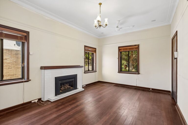 1A Second Avenue gallery