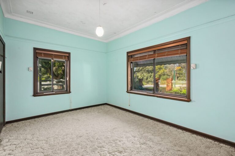 1A Second Avenue gallery