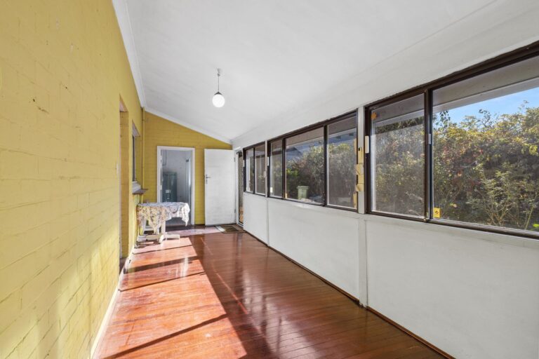 1A Second Avenue gallery