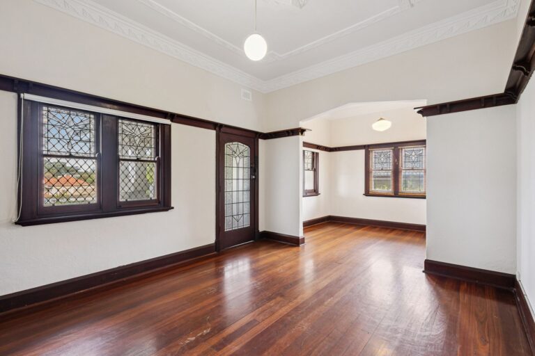 2/59 Stirling Highway gallery