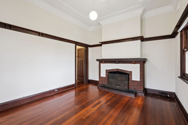 2/59 Stirling Highway gallery